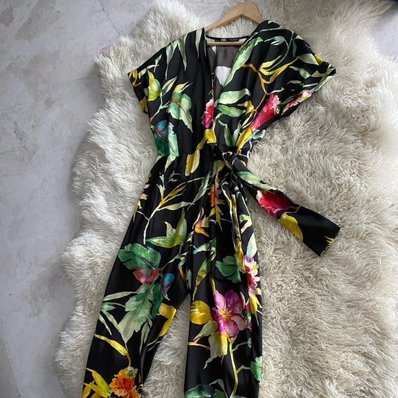Zara silk jumpsuit xs nwt - Picture 5 of 13